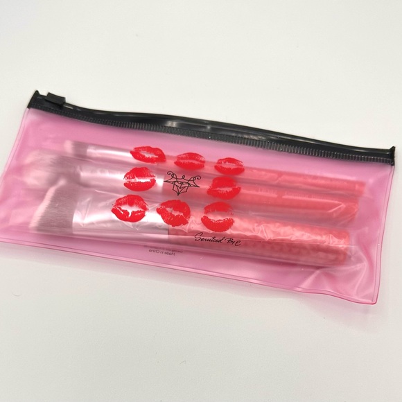 Laruce Makeup Brush Set 3-Piece Contour With Limited Edition Pouch New - Picture 9 of 9